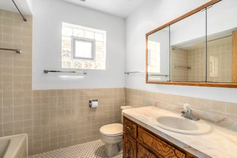6120 West Eastwood Avenue Chicago IL 60630