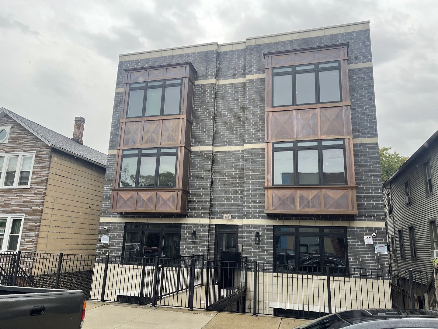 1841 West 21st Street Chicago IL 60608