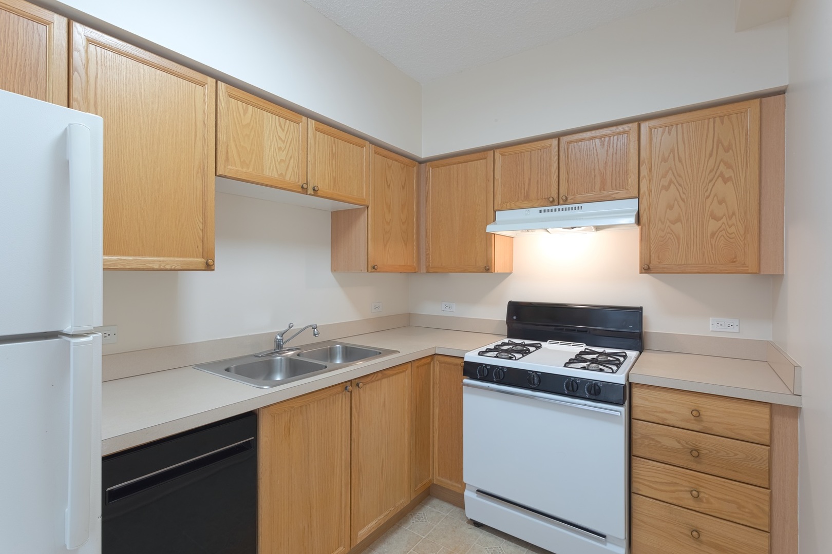 2000 Randi Drive Aurora IL 60504