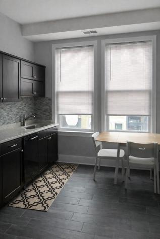 1959 West Dickens Avenue Chicago IL 60614