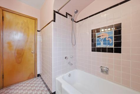 7058 South Fairfield Avenue Chicago IL 60629
