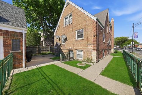 7058 South Fairfield Avenue Chicago IL 60629