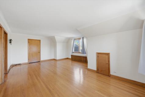 7058 South Fairfield Avenue Chicago IL 60629