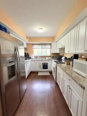 6 Buckingham Lane Buffalo Grove IL 60089