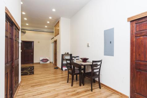 548 North Wells Street Chicago IL 60654