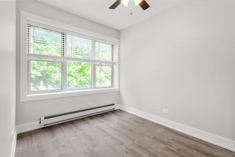 1303 West Estes Avenue Chicago IL 60626