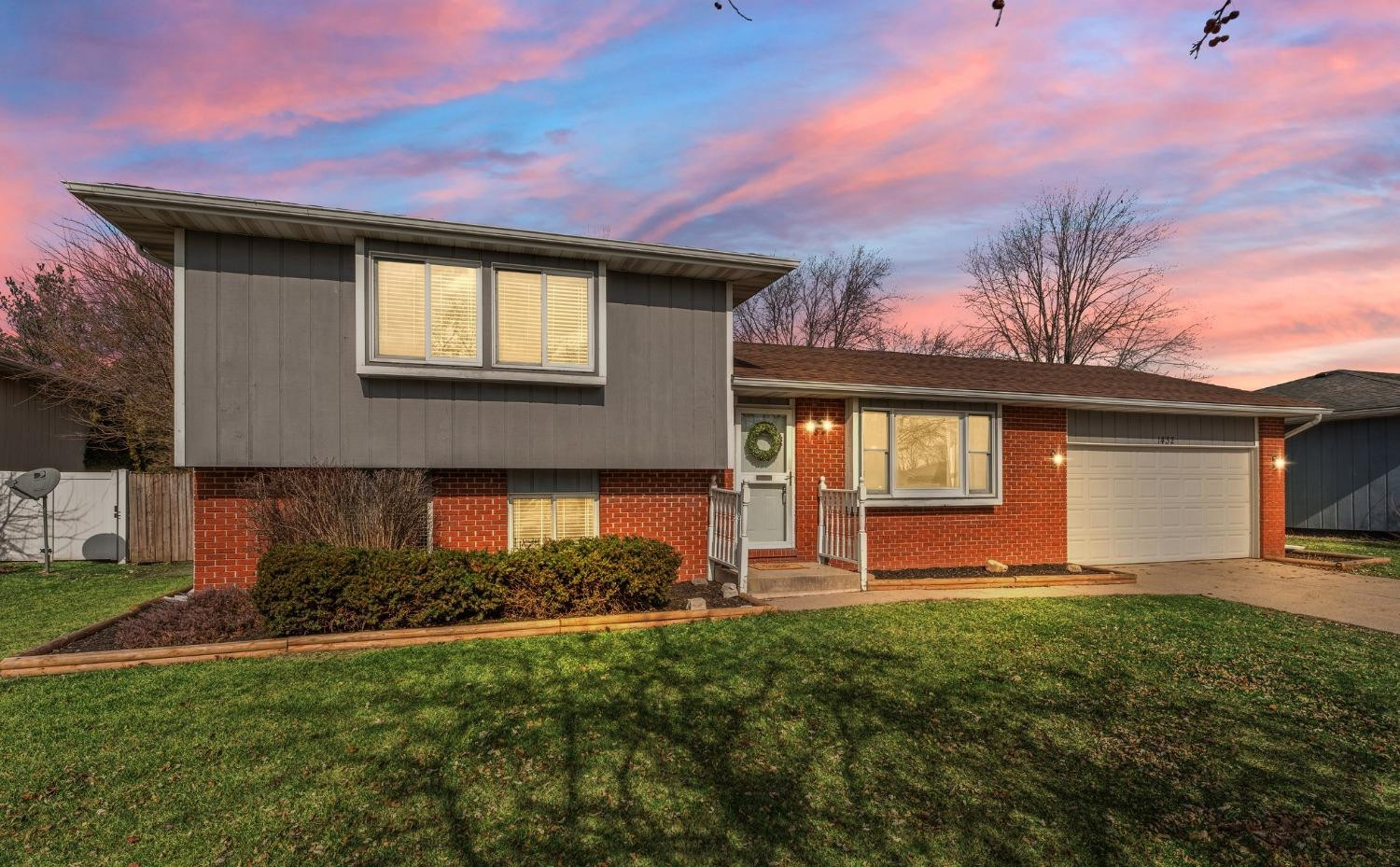 1432 W 97th Place Crown Point IN MLS 545072 309,999 McColly