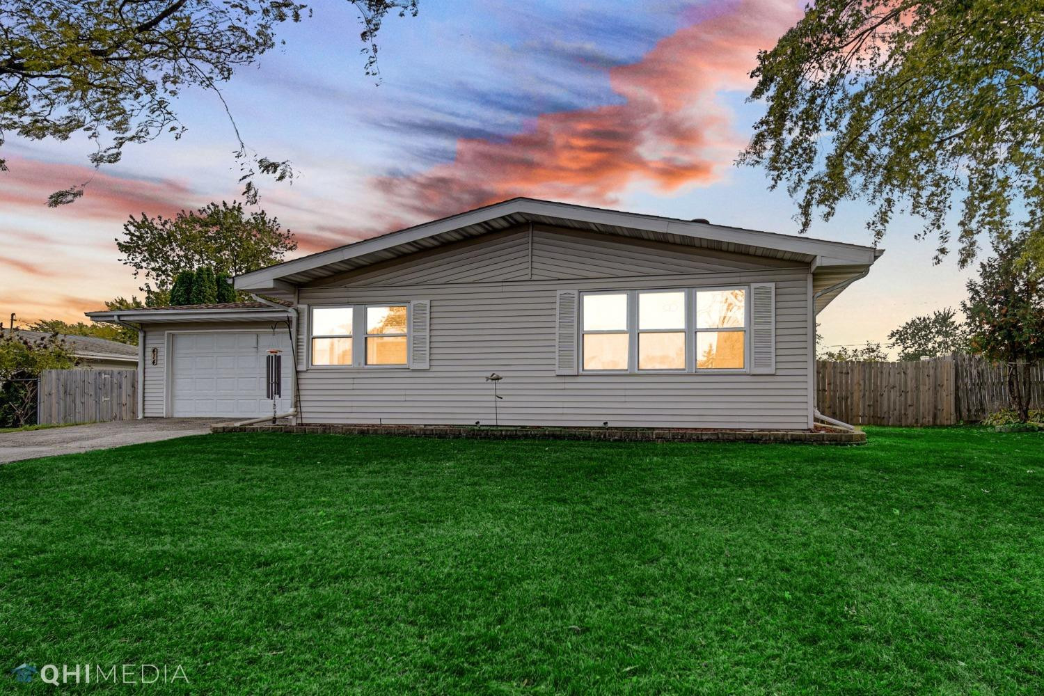 414 Sable Drive Valparaiso IN MLS 540673 229,000 McColly Real