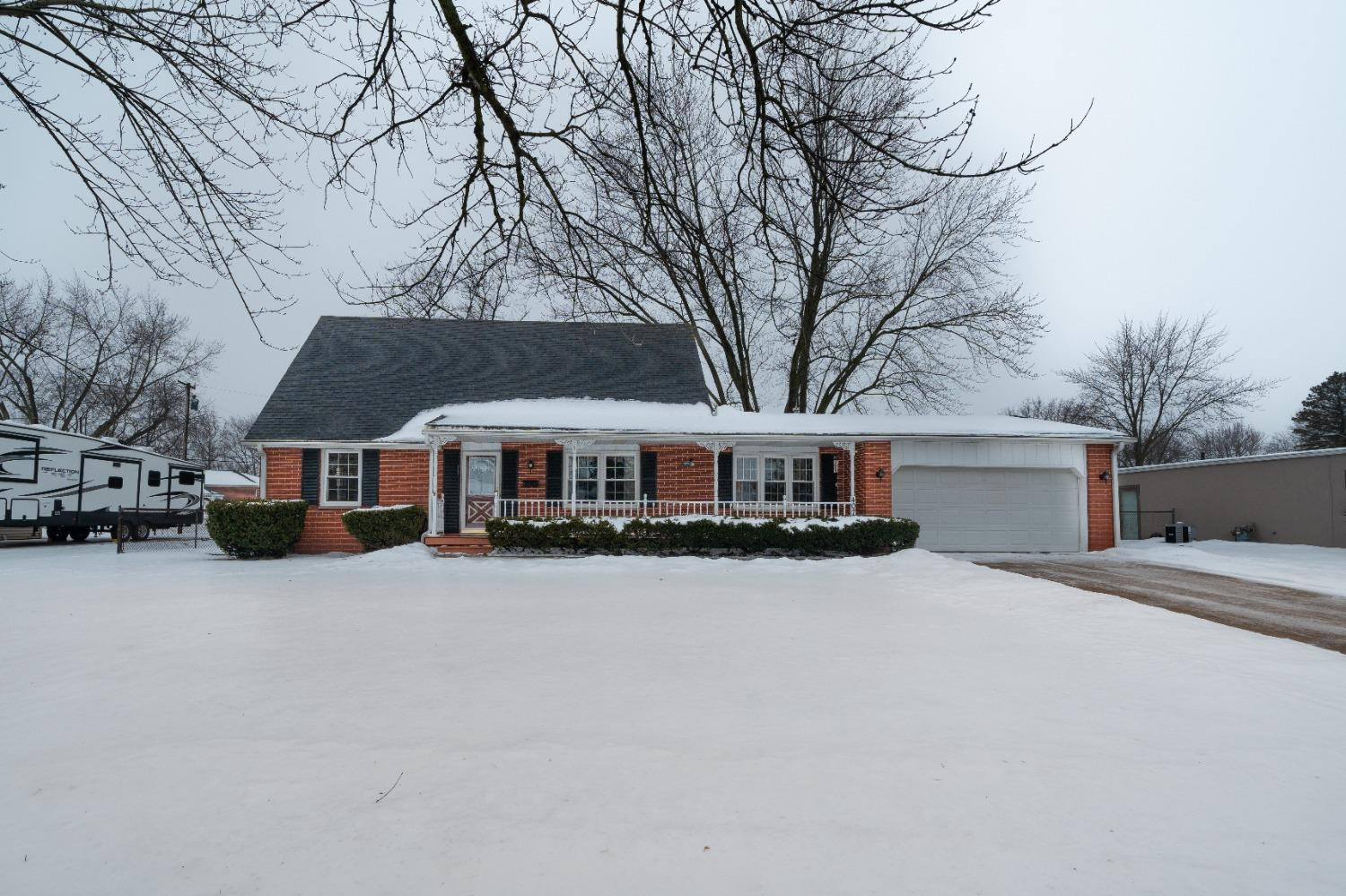 E Greenwood Avenue Crown Point IN MLS 544140 339,000 McColly