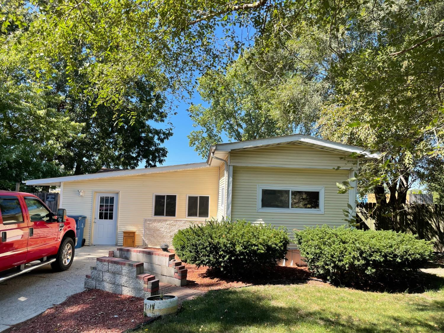 4854 E 994 N Demotte IN MLS 537837 84,900 McColly Real Estate