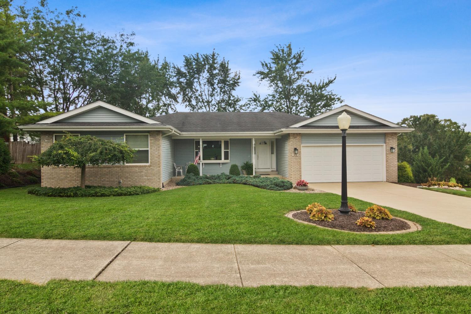 315 Fairfield Drive Crown Point IN MLS 538797 389,000 McColly