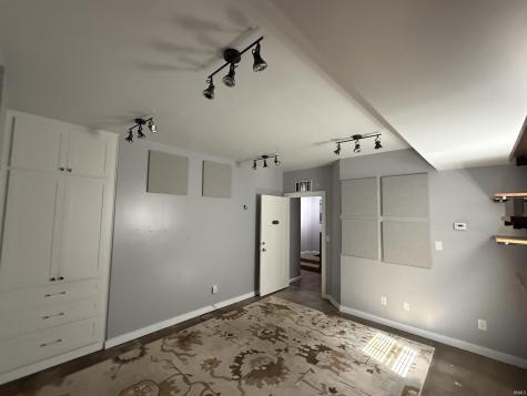 520 S Nichols Avenue Muncie IN 47303