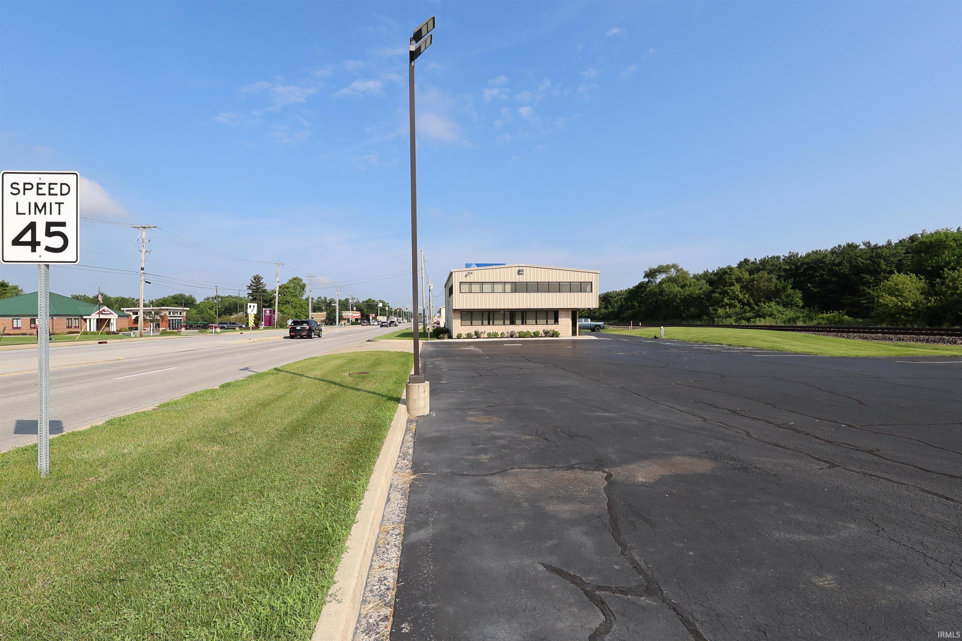 23119 Us 33 Elkhart IN 46517