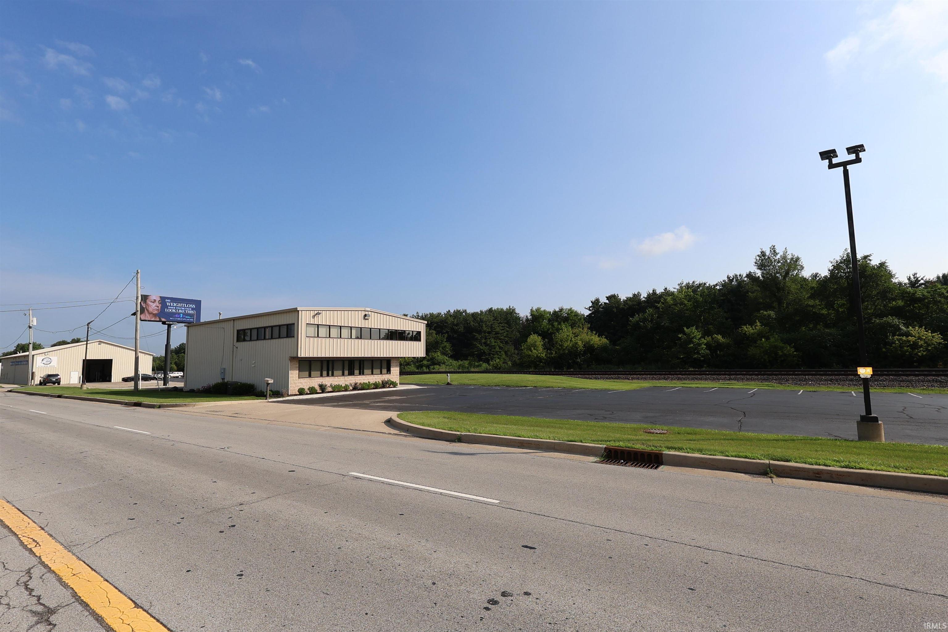 23119 Us 33 Elkhart IN 46517