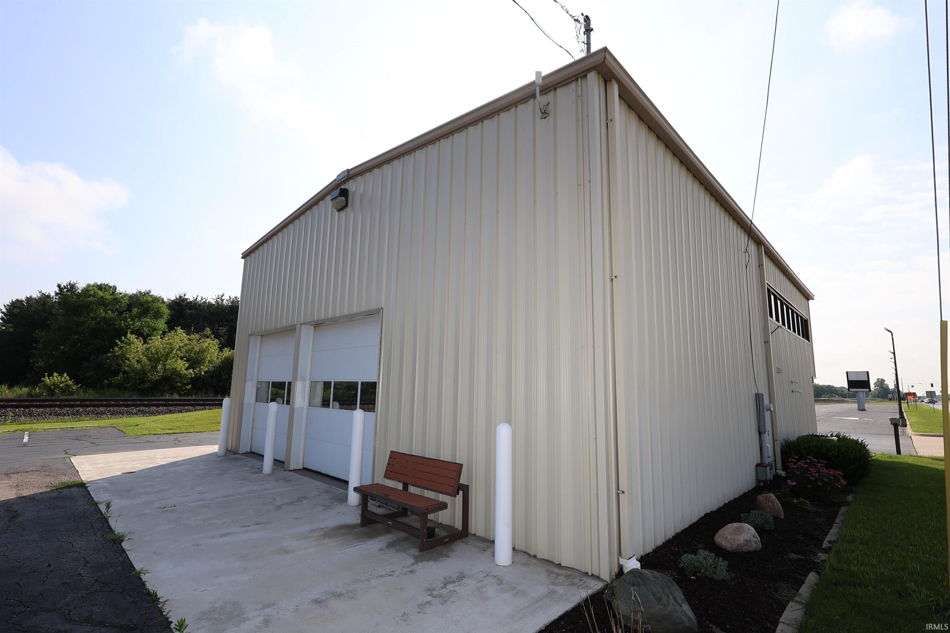 23119 Us 33 Elkhart IN 46517