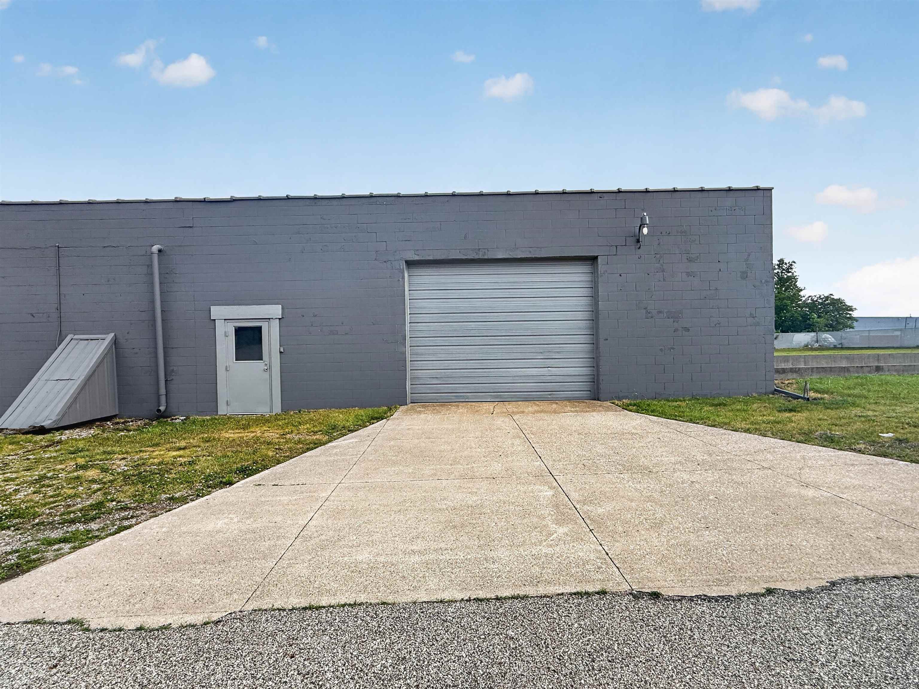 818 Hall Drive Elkhart IN 46516