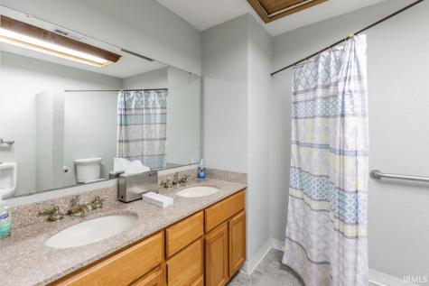 2200 Kansas Road Evansville IN 47725