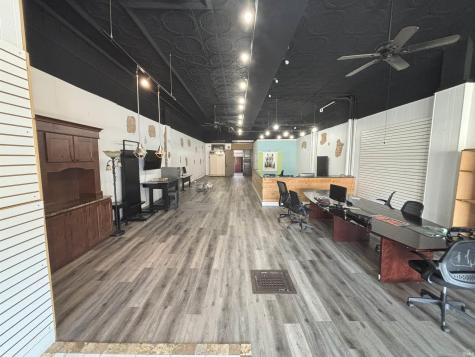 124 S Main Street Milford IN 46542