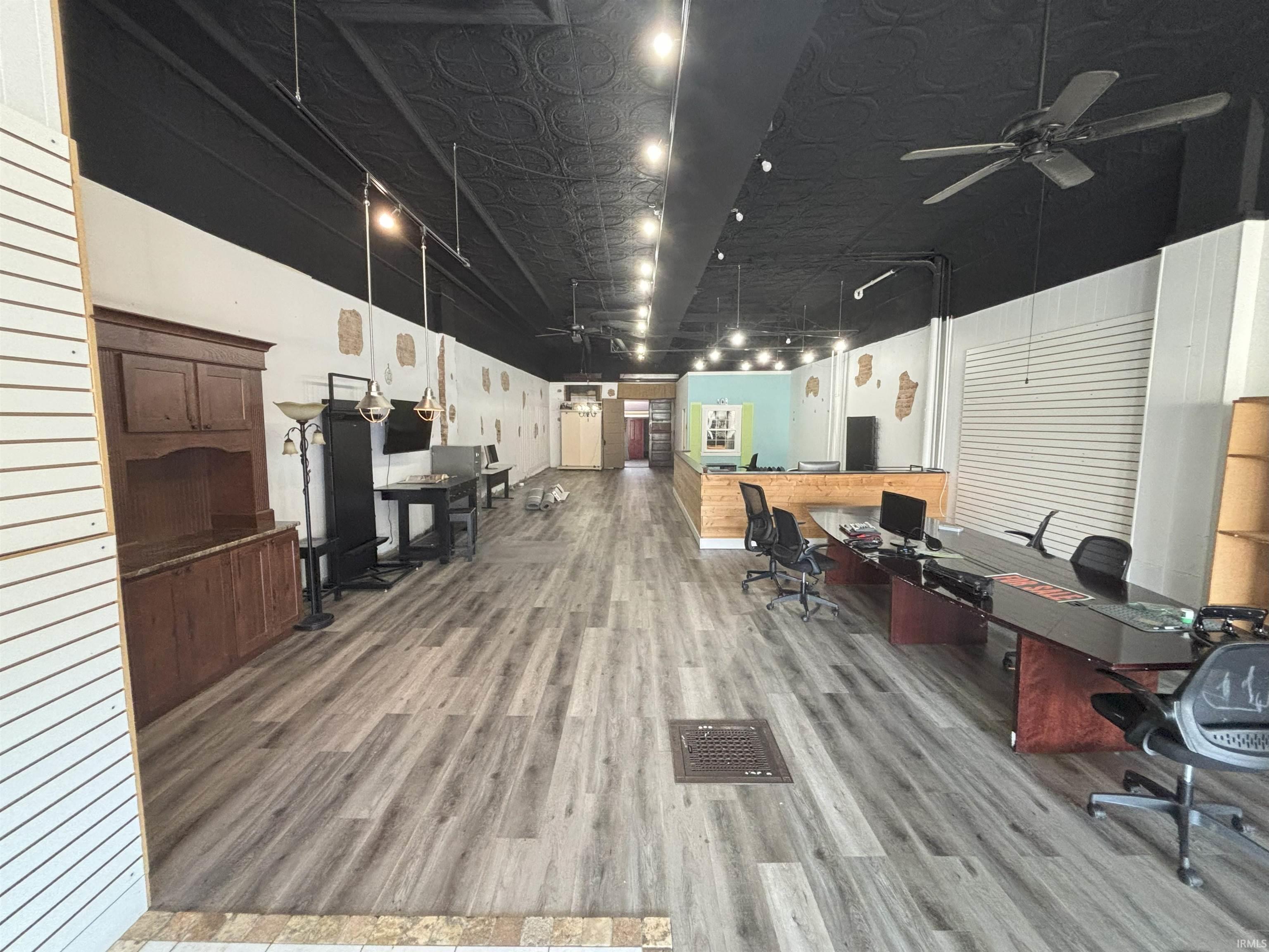 124 S Main Street Milford IN 46542