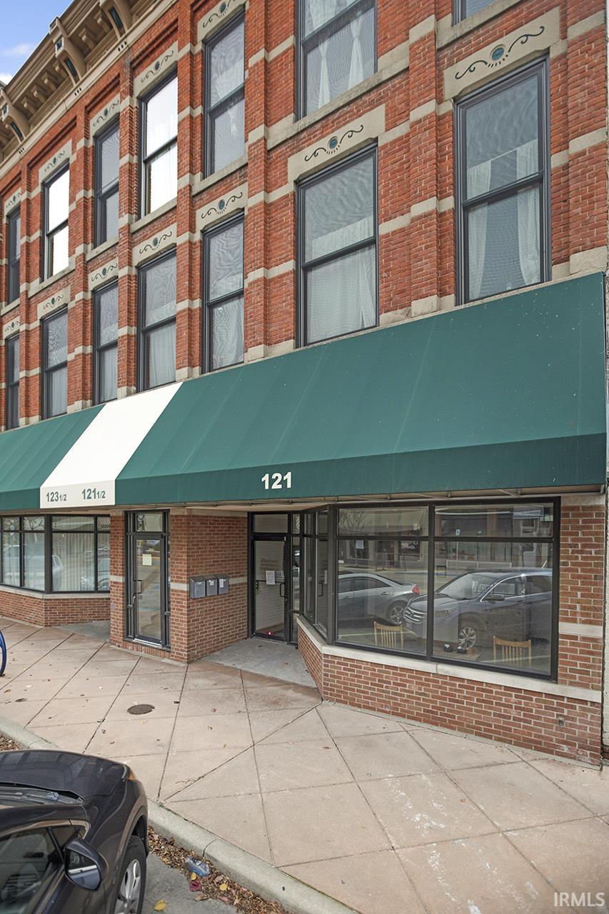 121 S Main Street Elkhart IN 46516