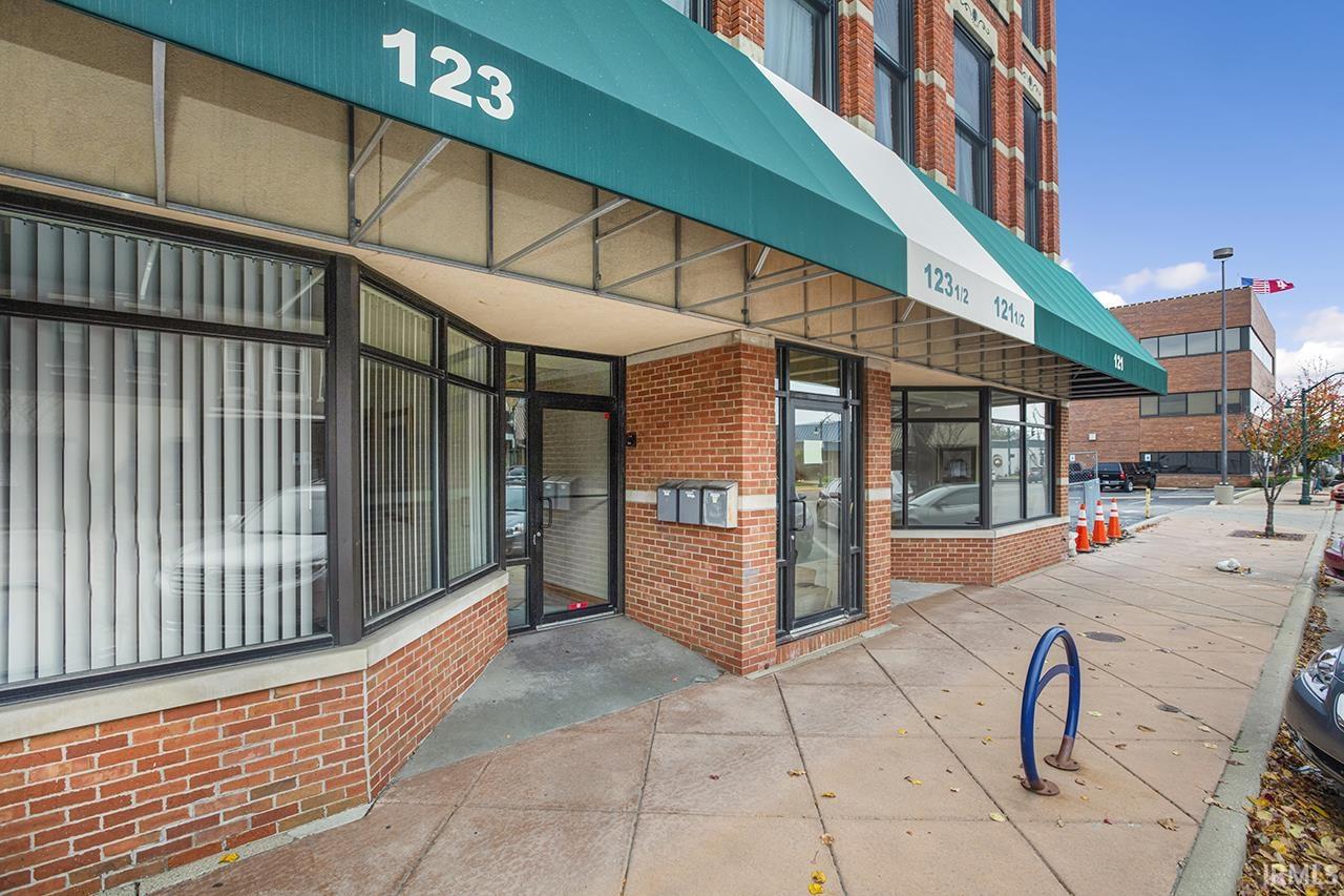 121 S Main Street Elkhart IN 46516