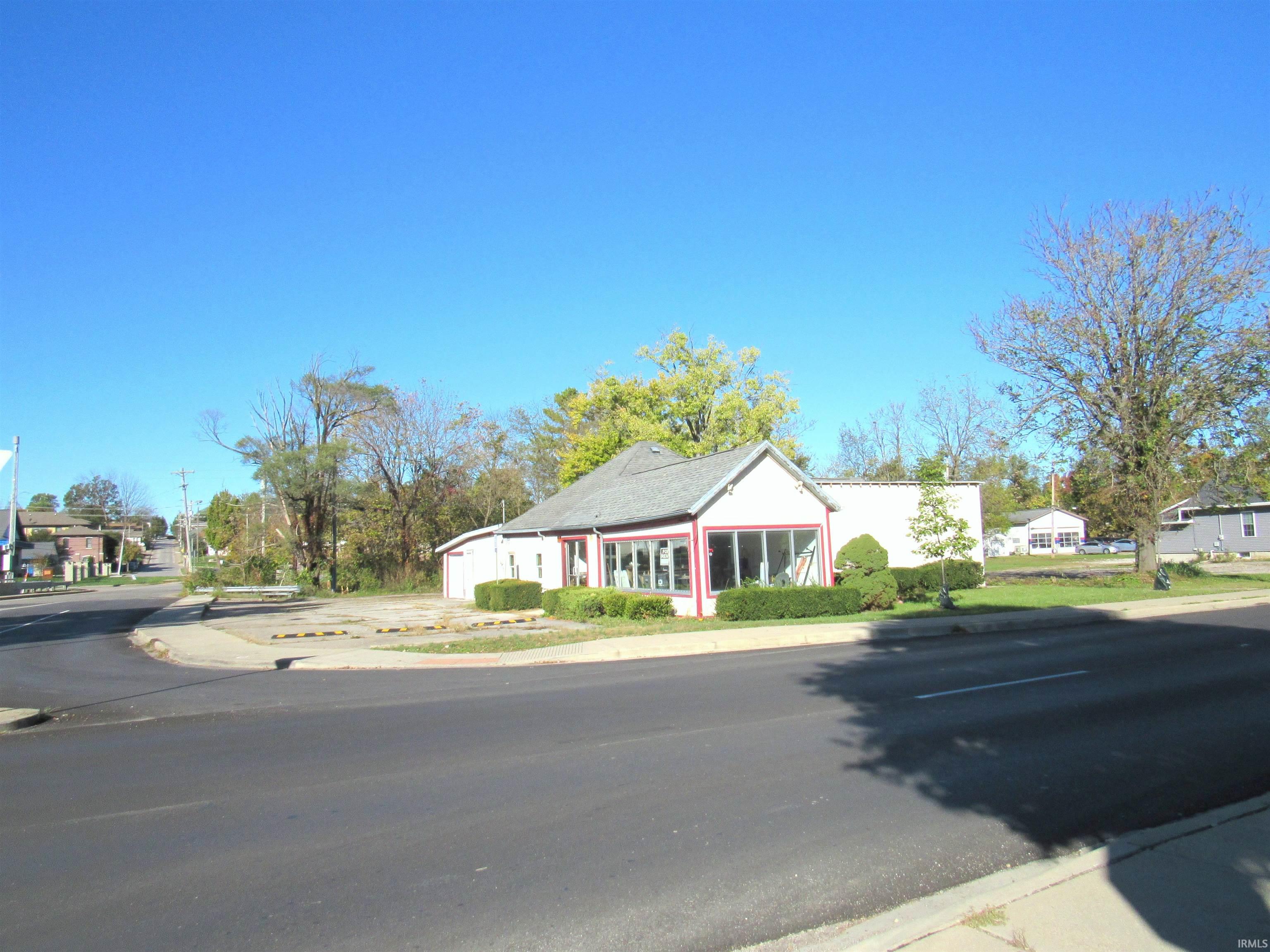 756 S Walnut Street Bloomington IN 47401