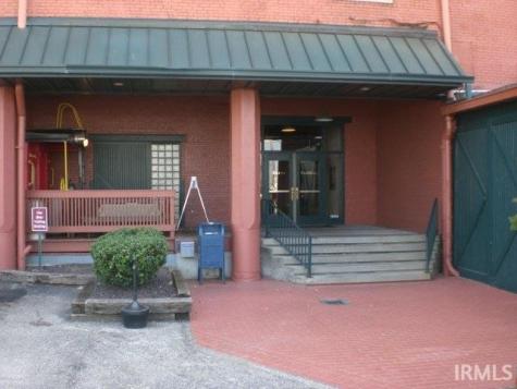 915 Main Street Evansville IN 47708