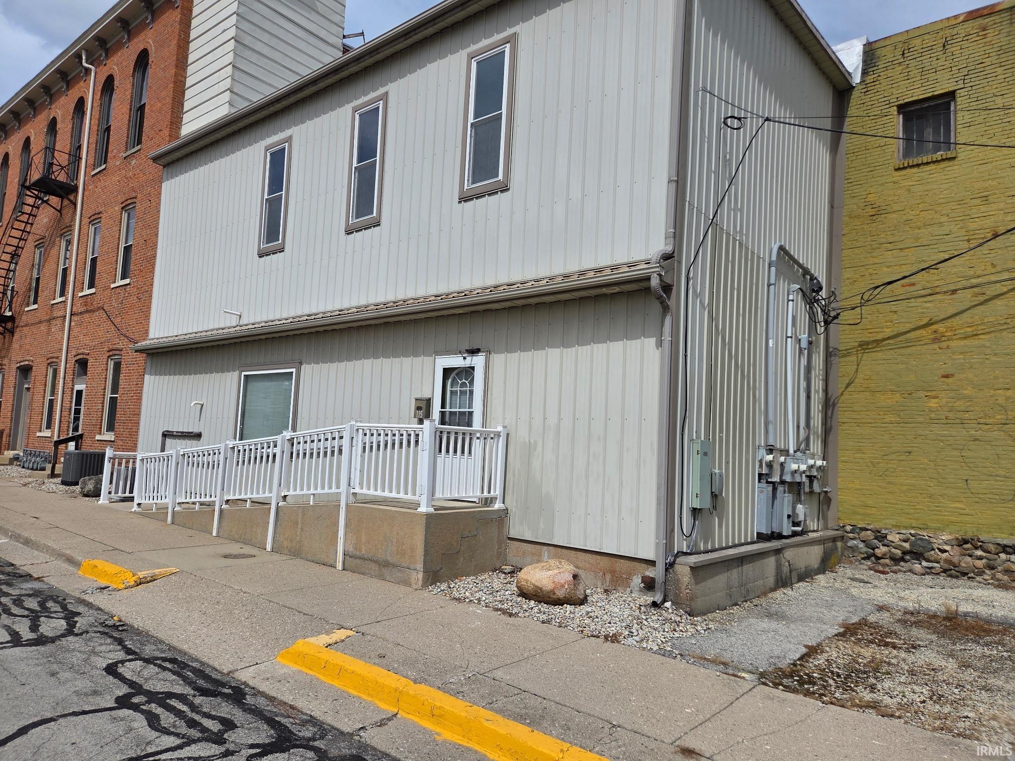 115 E Franklin Street Winchester IN 47354