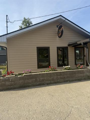 45 E Mechanic Street Bloomfield IN 47424