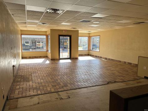 127 S State Street South Whitley IN 46787