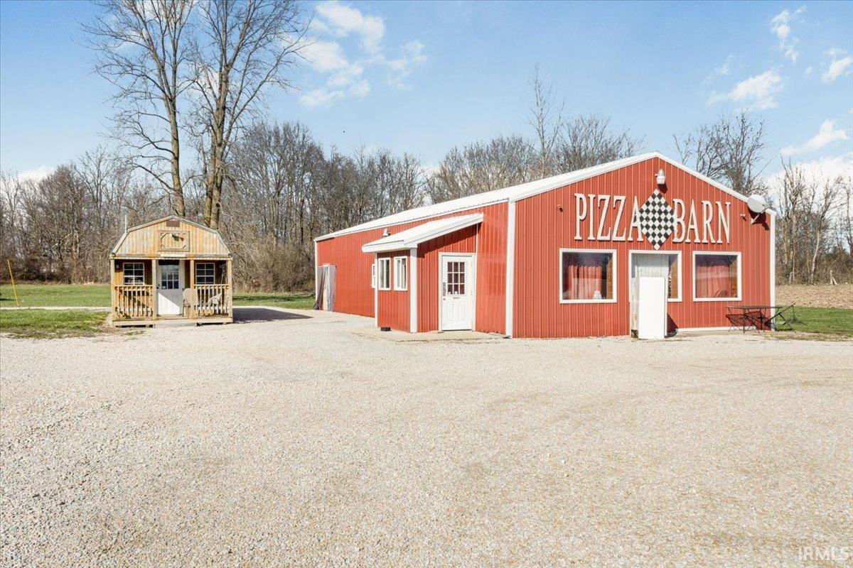 9757 S Us Highway 35 Losantville IN 47354