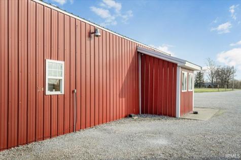 9757 S Us Highway 35 Losantville IN 47354
