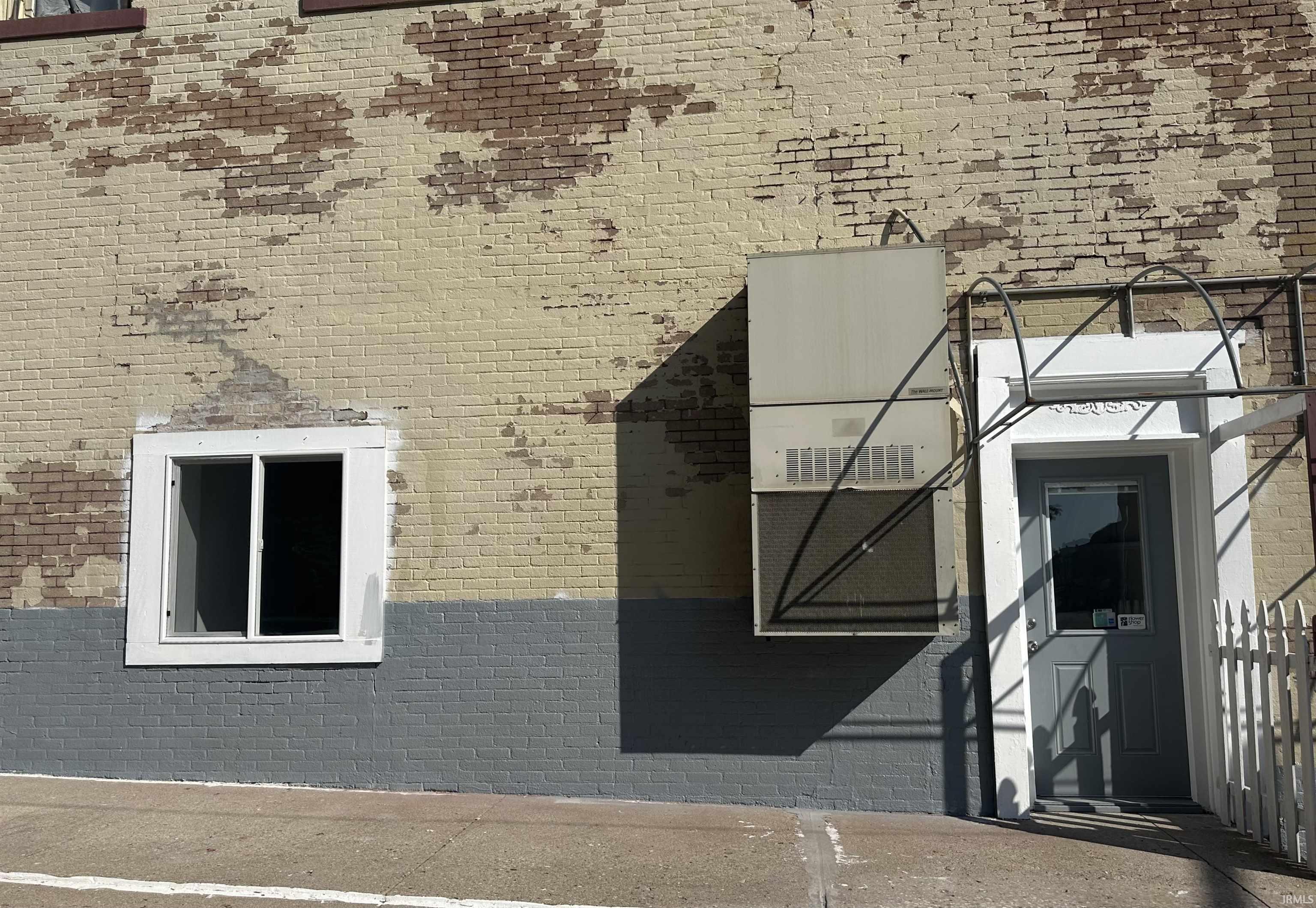 104 W Michigan Street Lagrange IN 46761