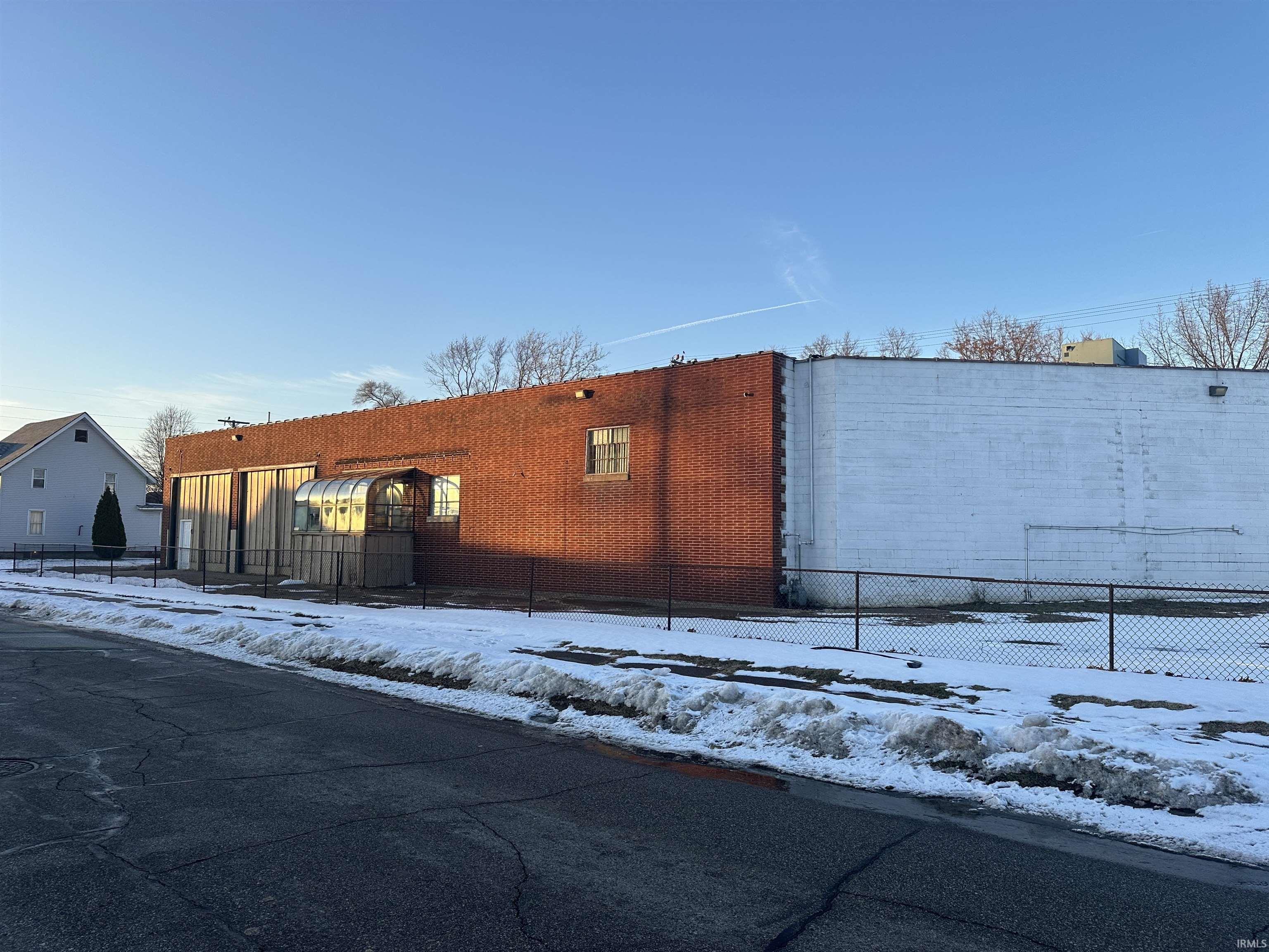 1200 W 6th Street Mishawaka IN 46544