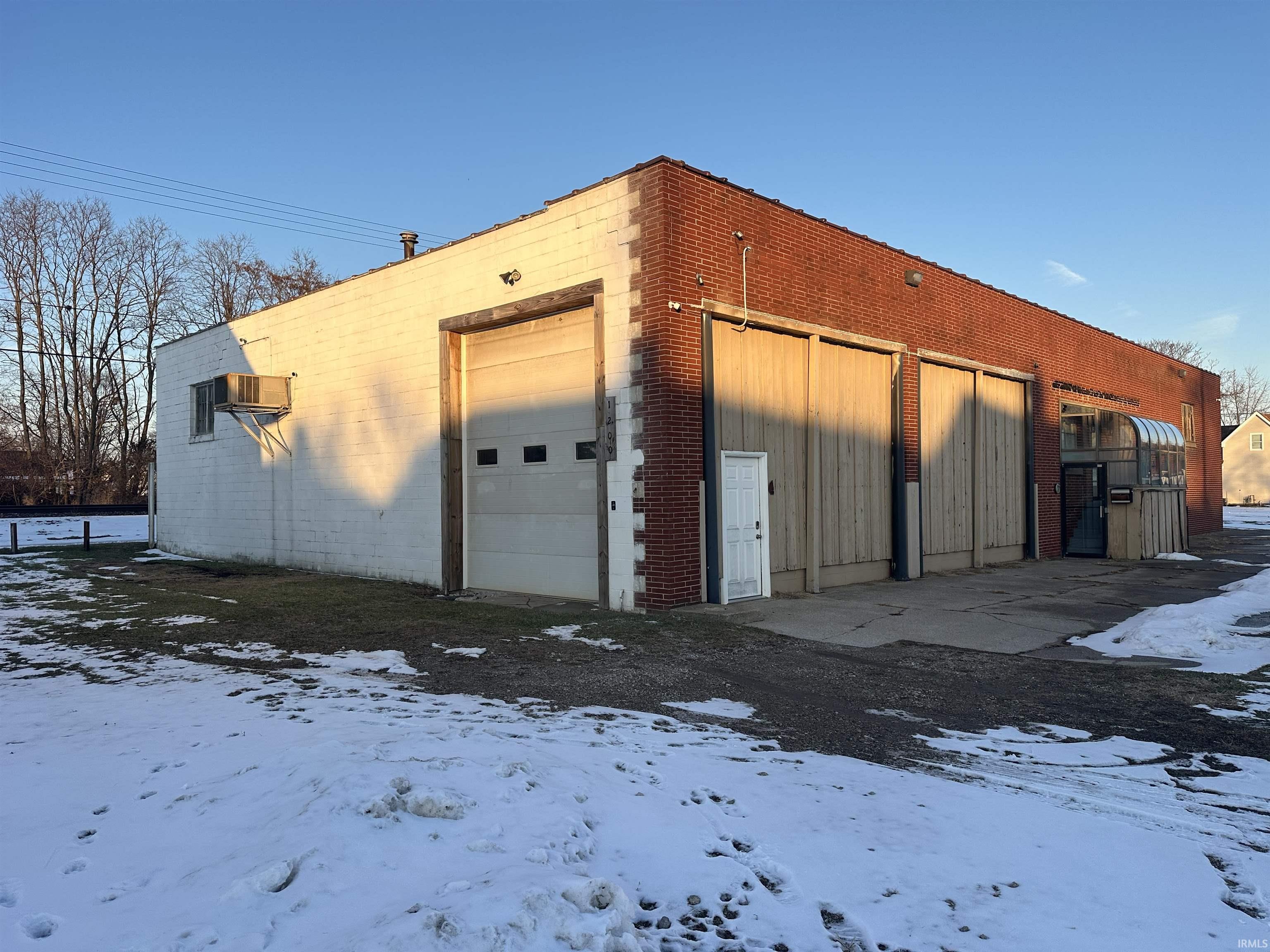 1200 W 6th Street Mishawaka IN 46544