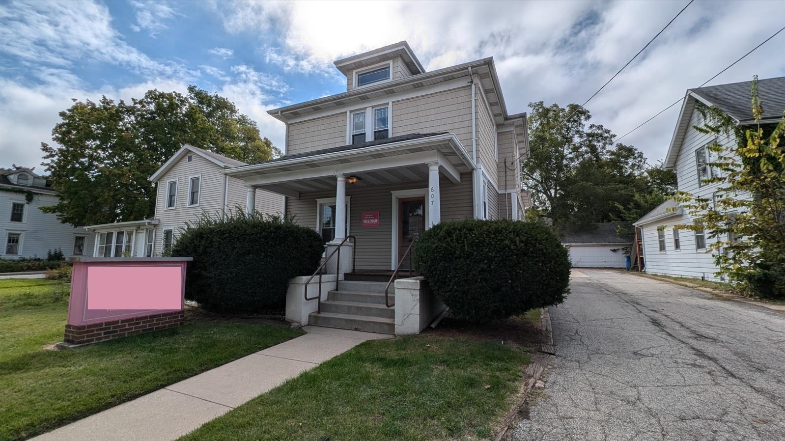 607 W Lincolnway Highway Mishawaka IN 46544