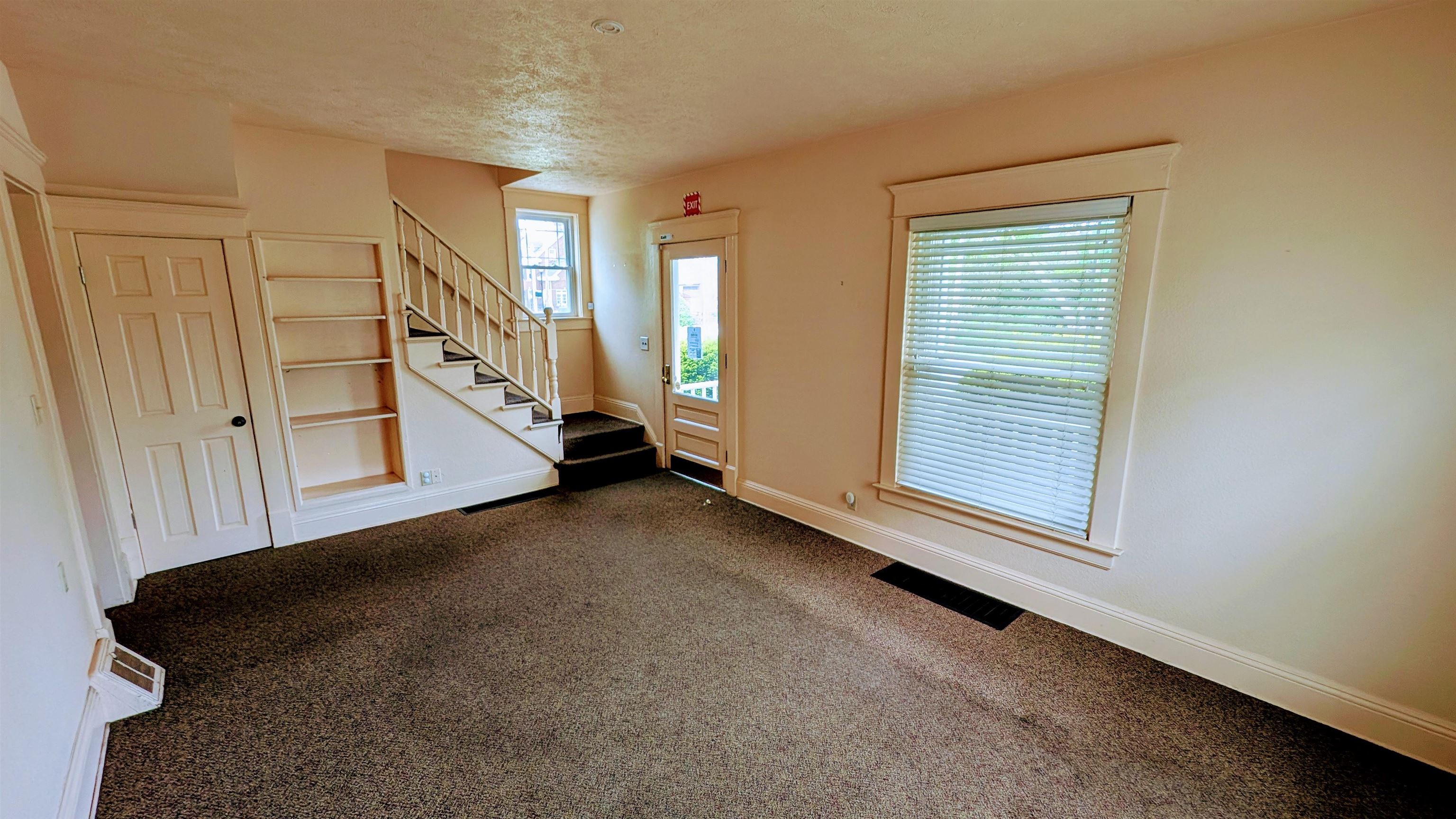 607 W Lincolnway Highway Mishawaka IN 46544