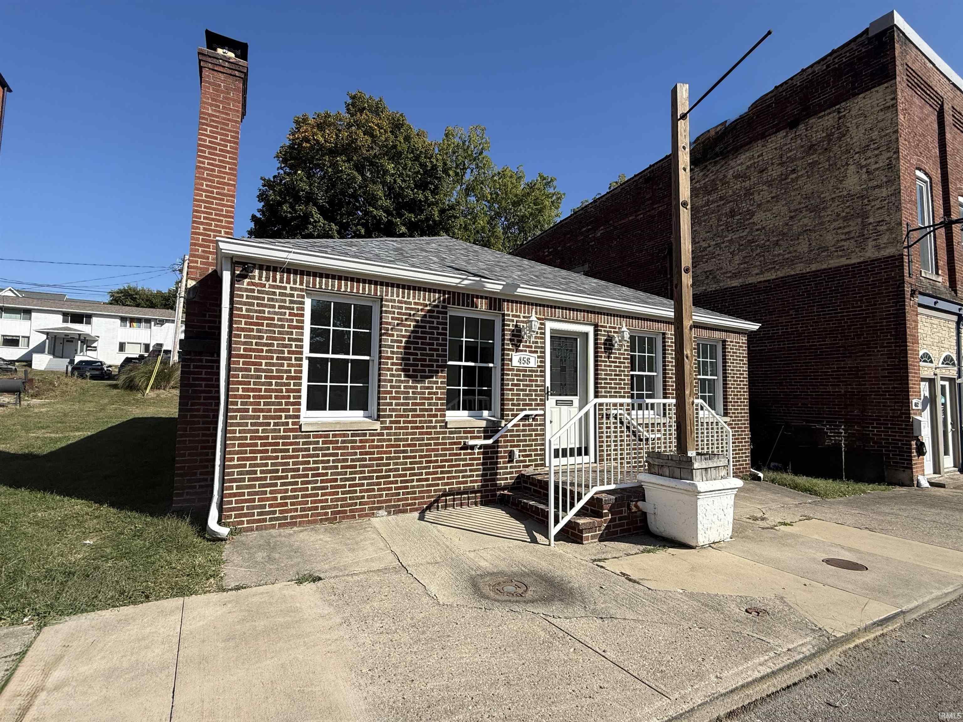 458 Locust Street Middletown IN 47356
