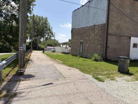 216 S State Street South Whitley IN 46787