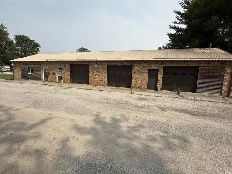 907 N Vincennes Avenue Petersburg IN 47567