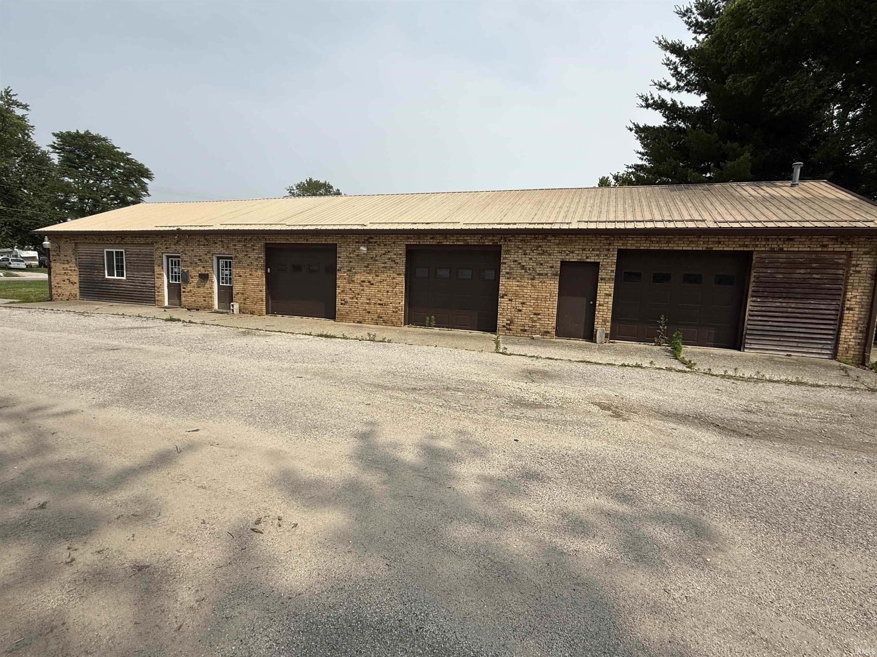 907 N Vincennes Avenue Petersburg IN 47567