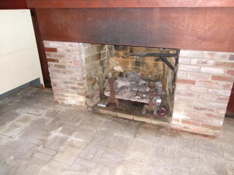 19 S Washington Street Bloomfield IN 47424