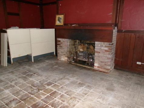 19 S Washington Street Bloomfield IN 47424