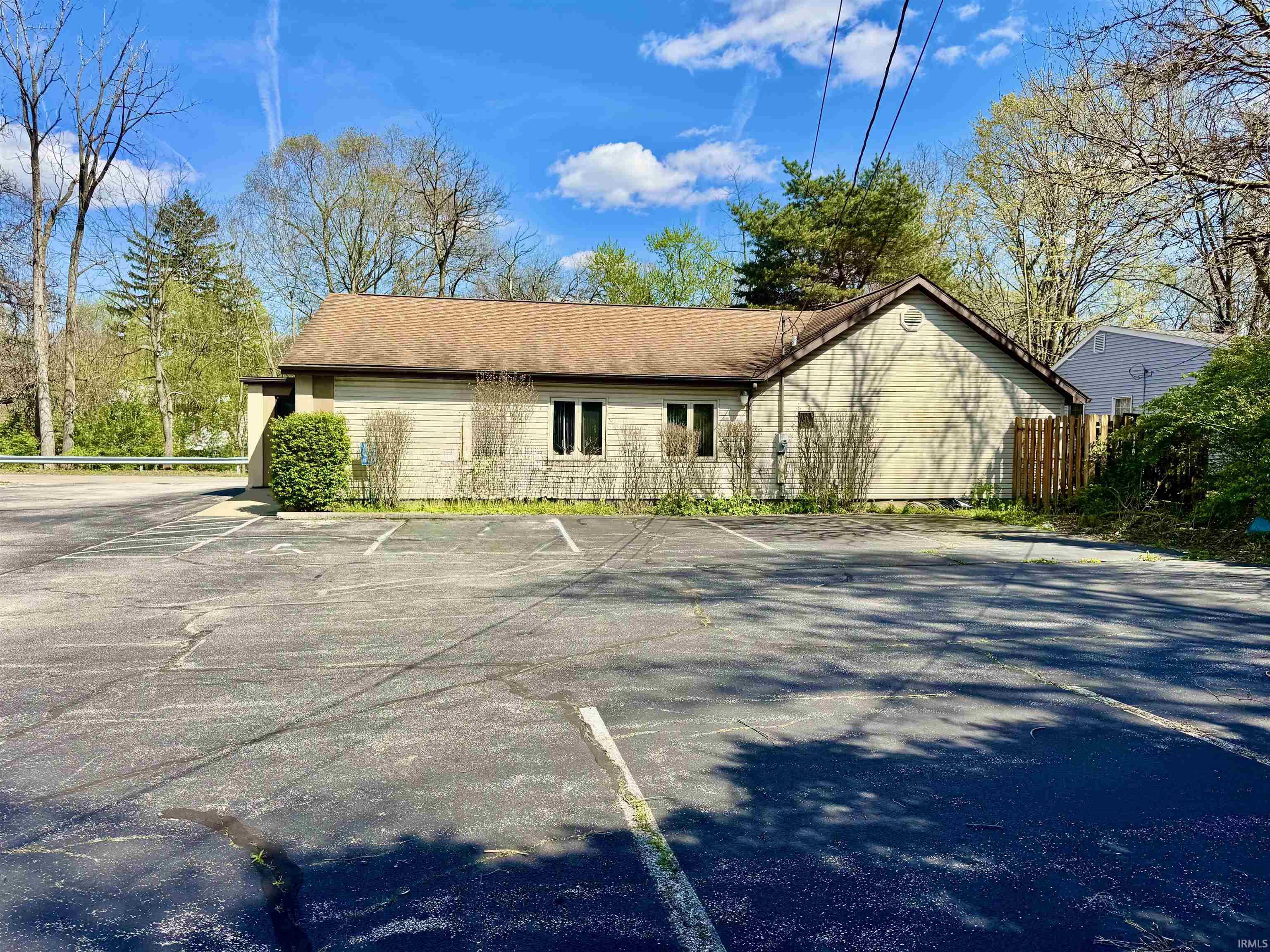 1227 E Bristol Street Elkhart IN 46514