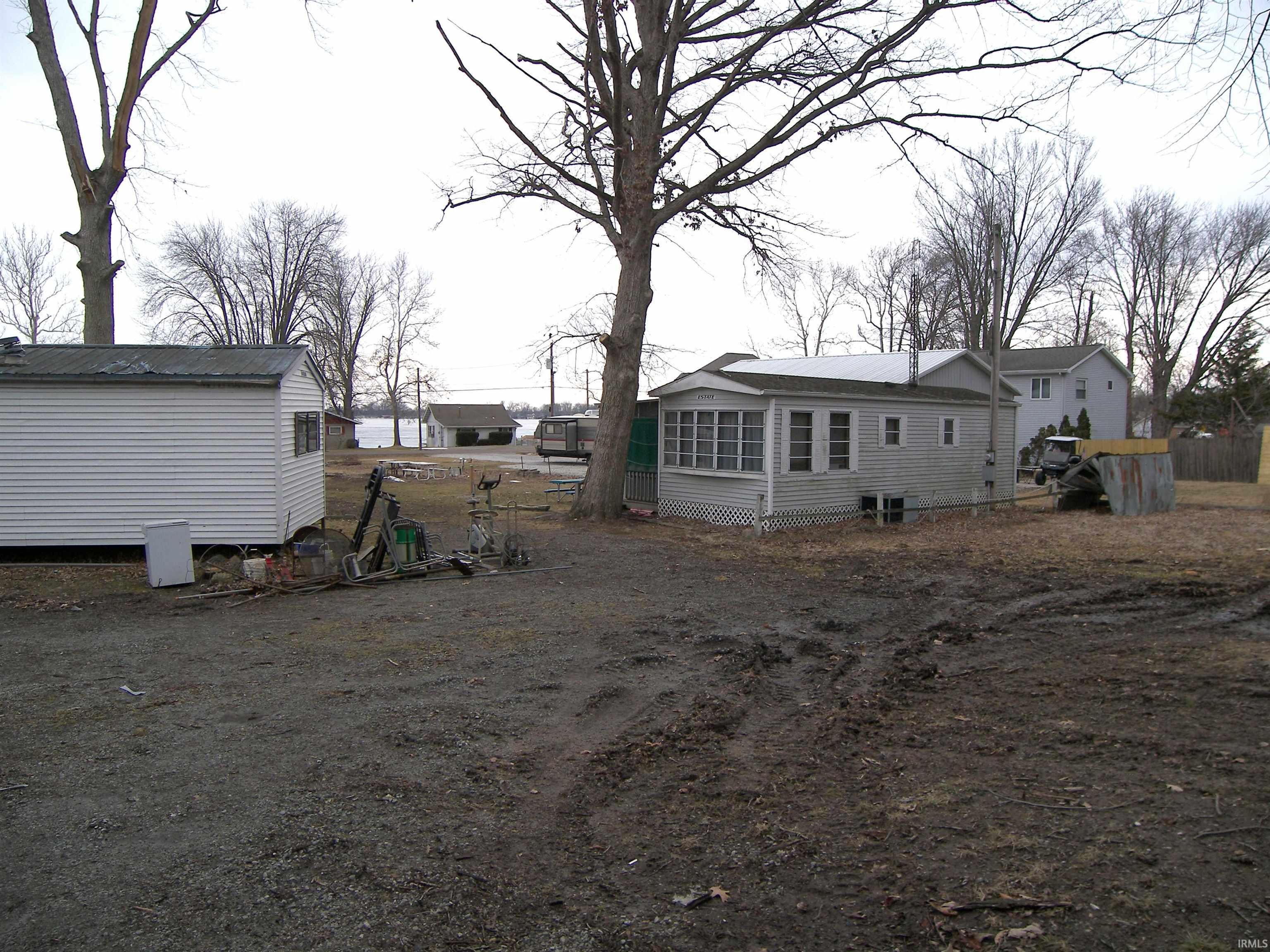 1150 Chapman Lake Drive Warsaw IN 46582