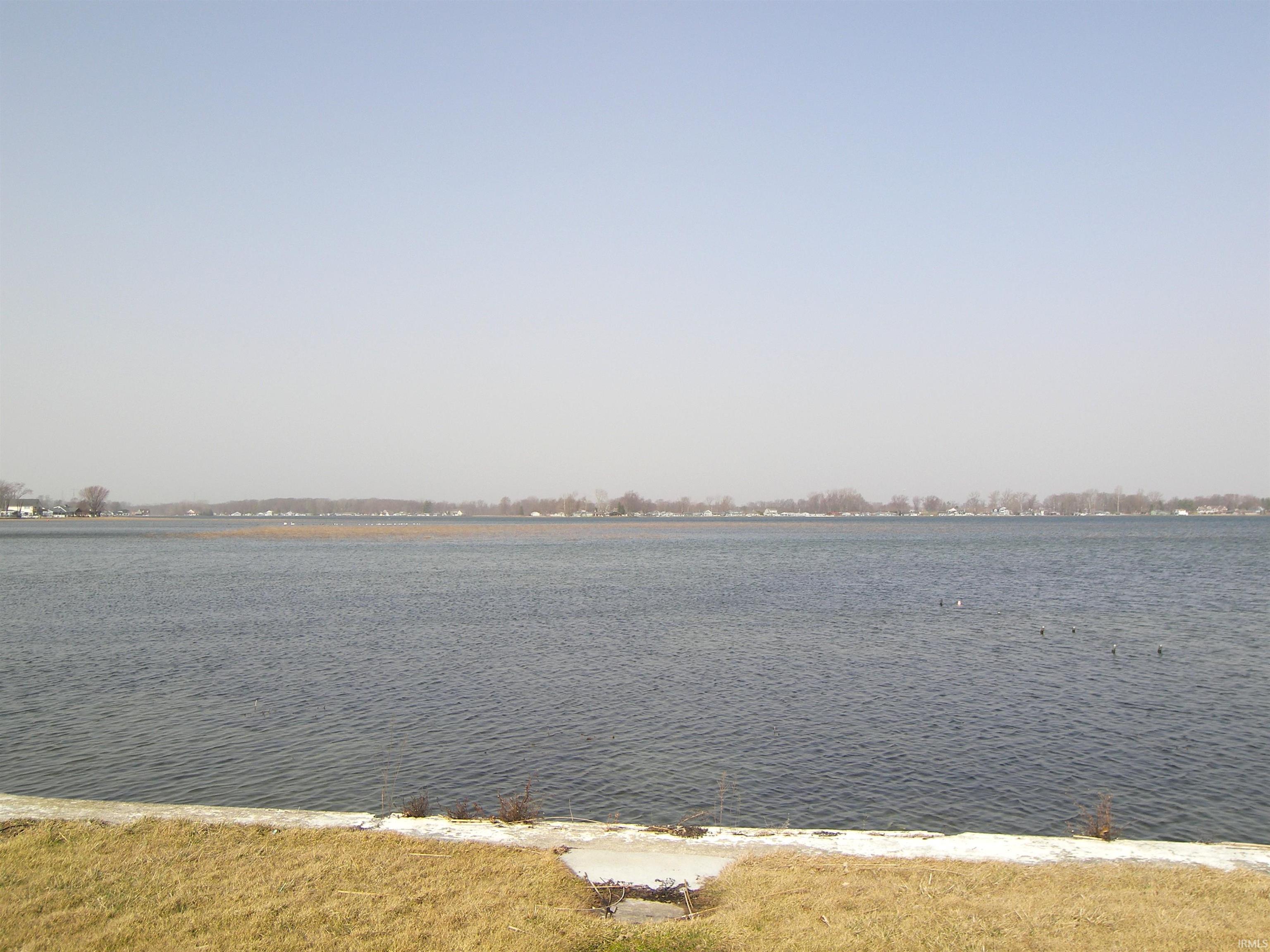 1150 Chapman Lake Drive Warsaw IN 46582