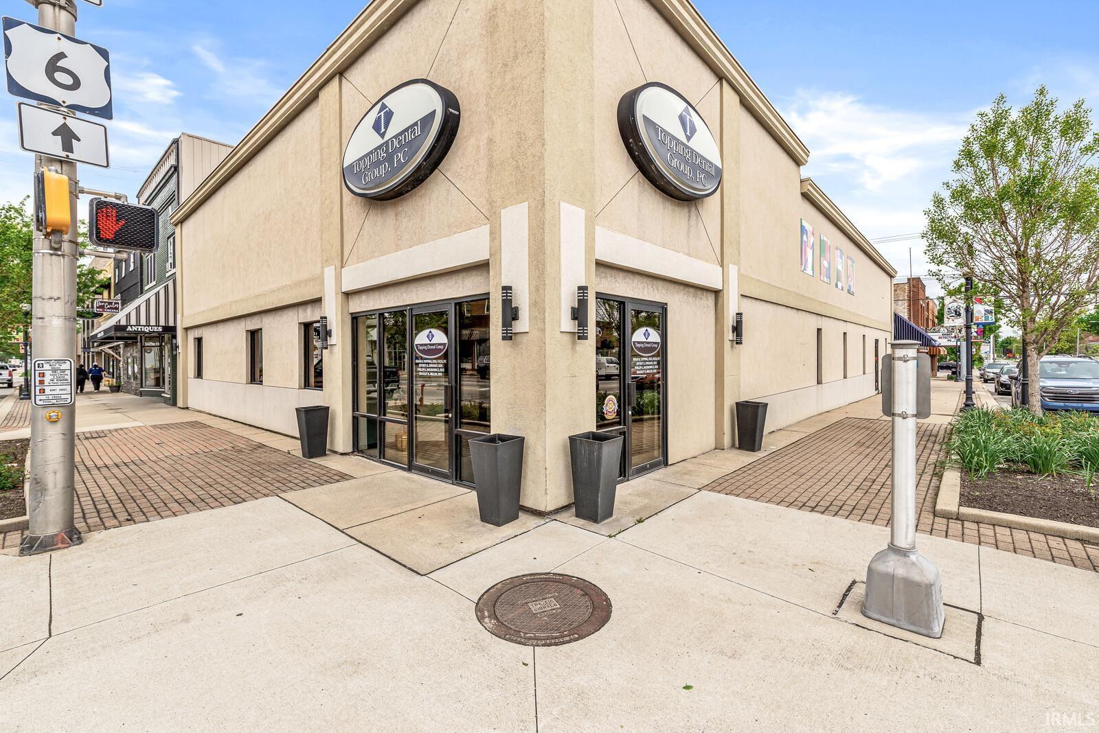 102 W Market Street Nappanee IN 46550