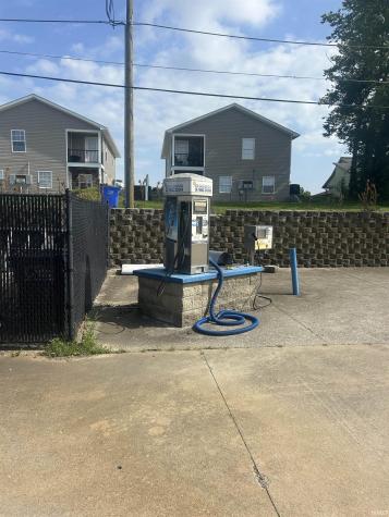 611 16th Street Bedford IN 47421