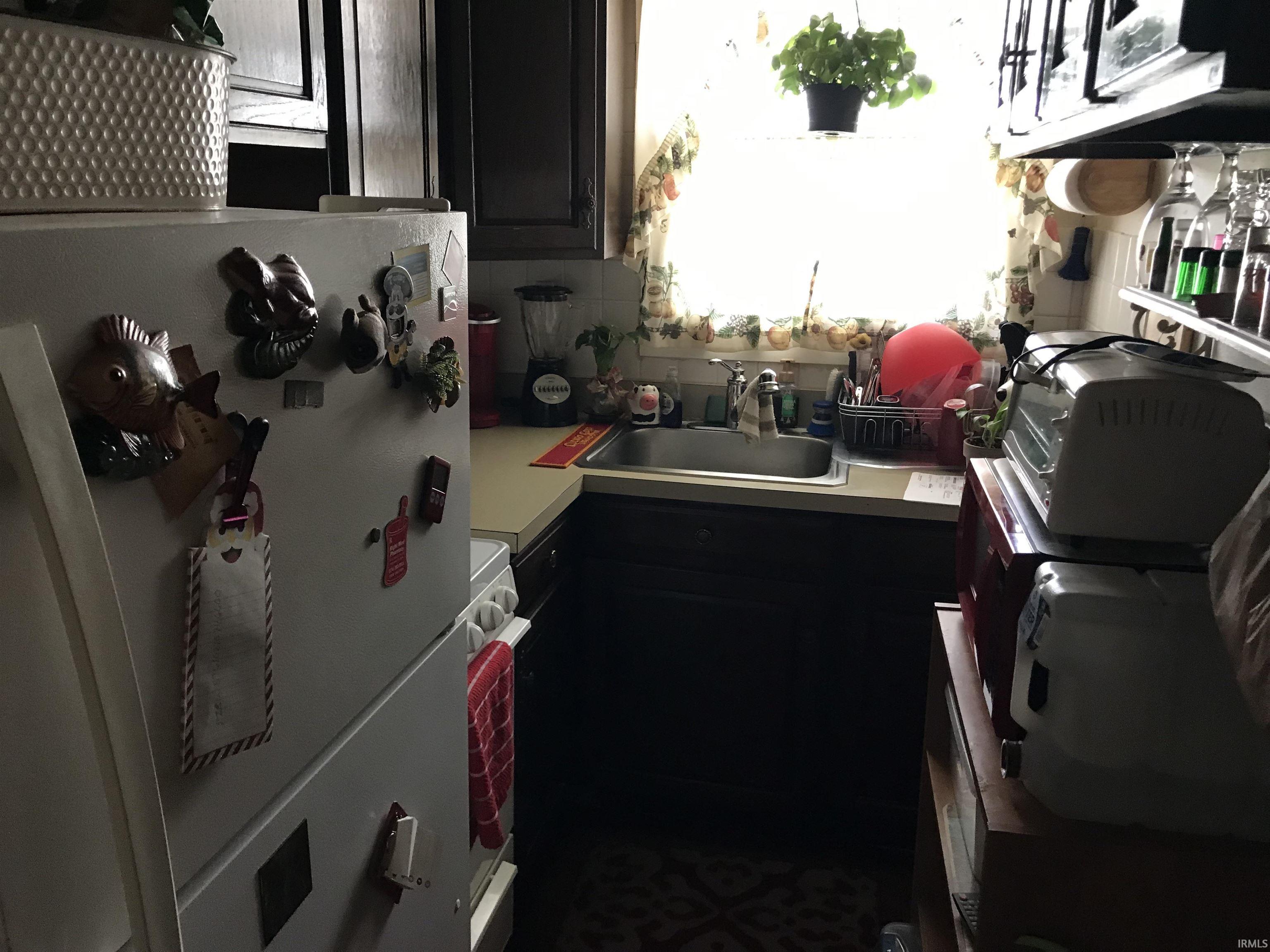 517 519 521 523 525 Lww Street Mishawaka IN 46544