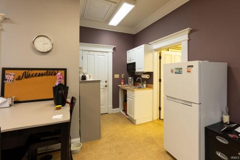 109 N Main Street Monticello IN 47960